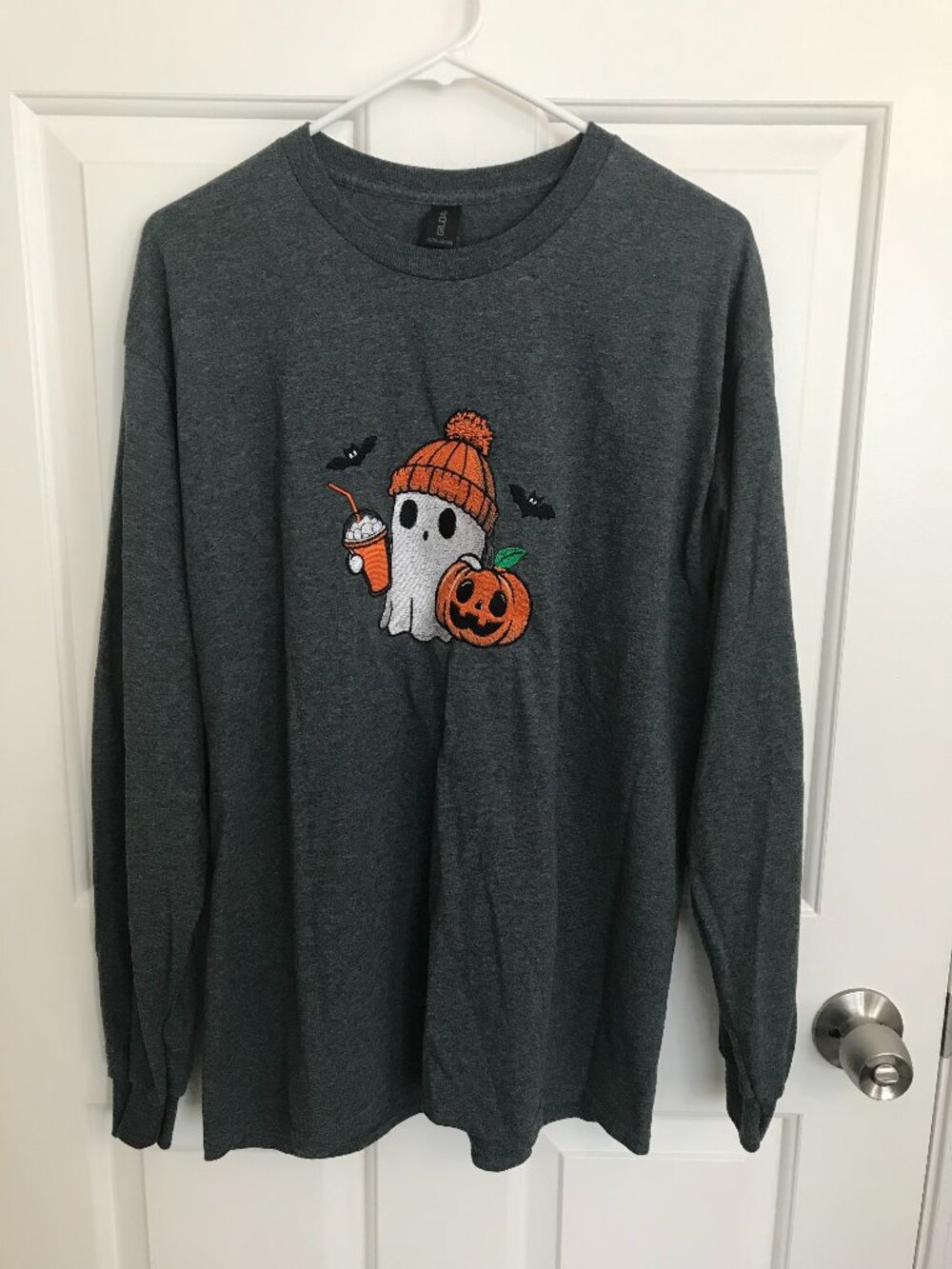 Halloween Gildan Embroidered Ghost Latte Pumpkin Bat T-Shirt Uni-Sex Size L Blue